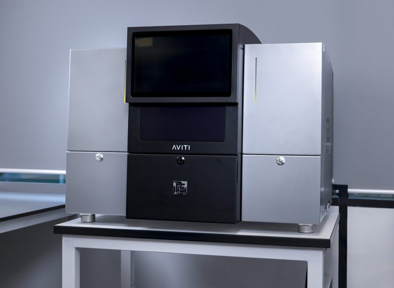 Advanced Laboratory Sequencing Equipment © Leo Hillier