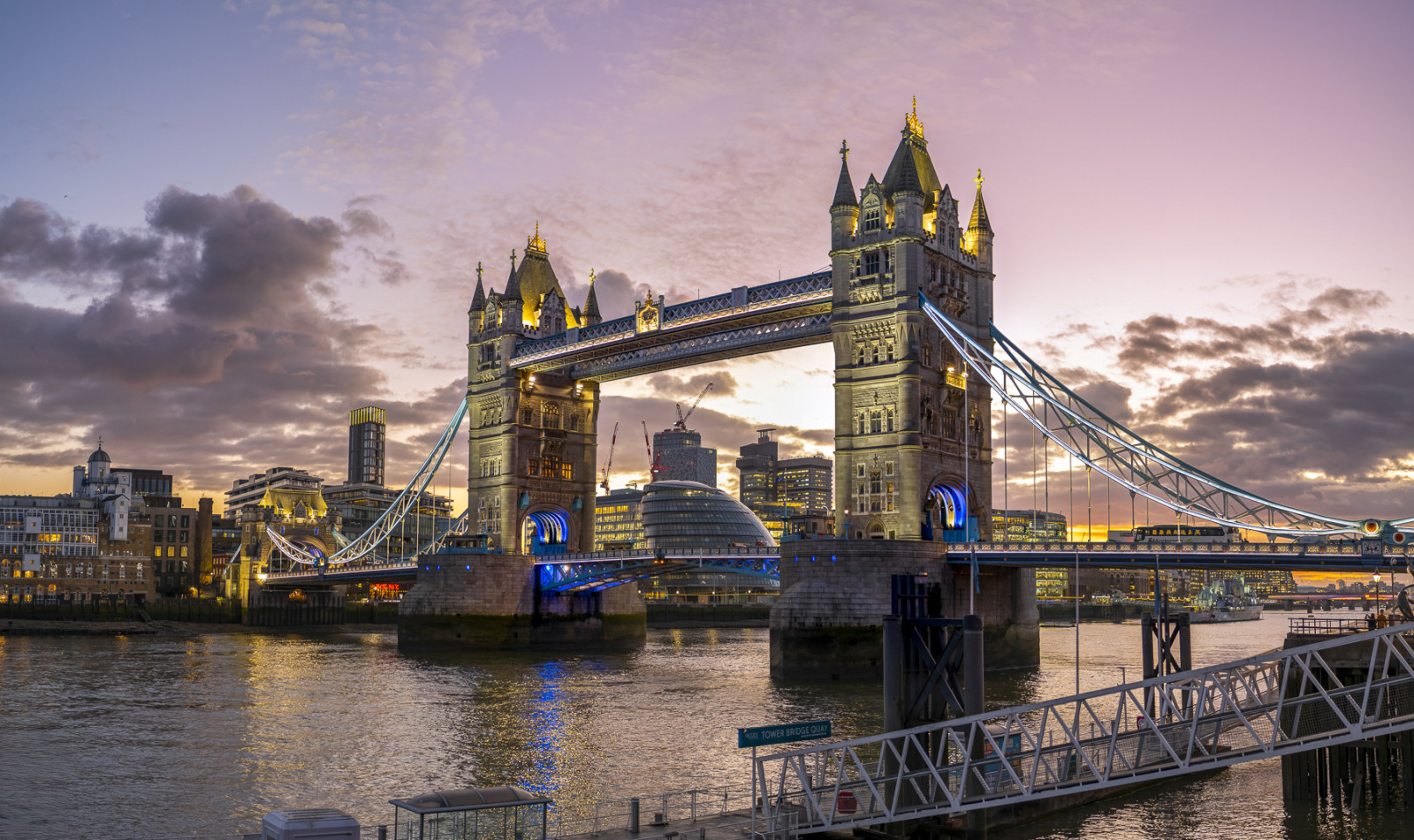 Tower Bridge at sunset © Leo Hillier